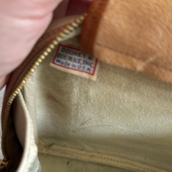 Dooney & Bourke Classic Cream Leather Crossbody Bag - Picture 10 of 14